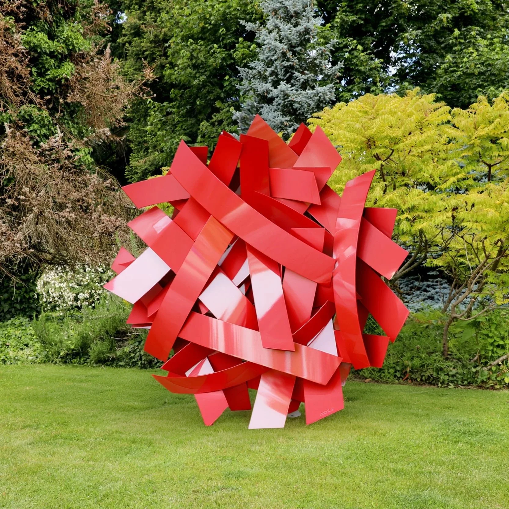 Steel sculpture fabricated by Peter Tatum for artist Matt Devine — Grandalia (2026), 84×84×20 in